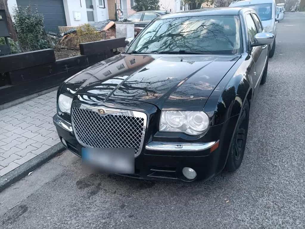 Chrysler 300C ,BJ2007 3,0 Crd Tauschen ode... 04/2007-photo-0