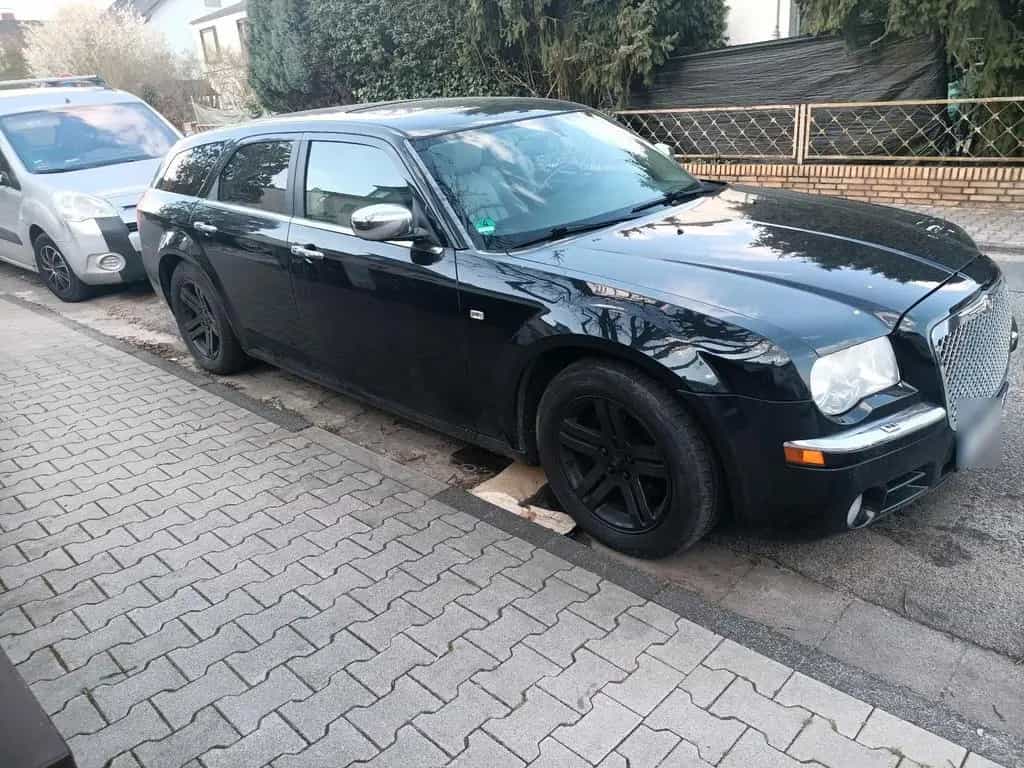 Chrysler 300C ,BJ2007 3,0 Crd Tauschen ode... 04/2007-photo-1