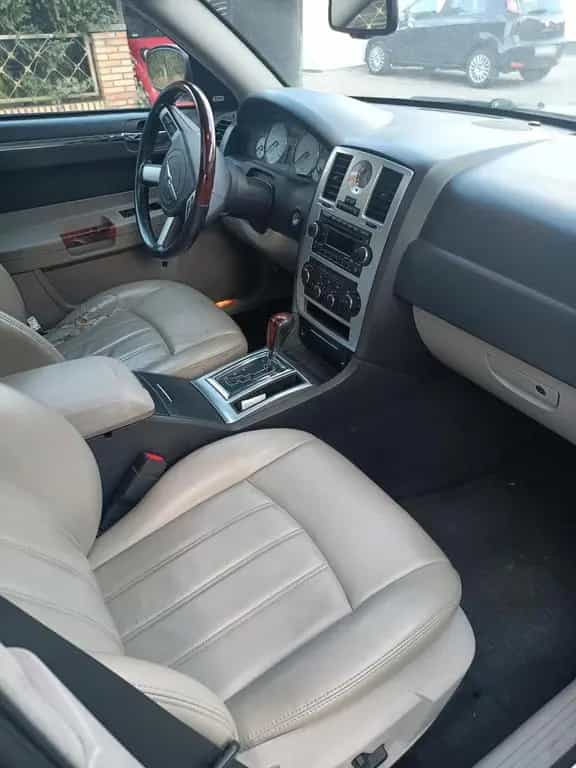 Chrysler 300C ,BJ2007 3,0 Crd Tauschen ode... 04/2007-photo-10
