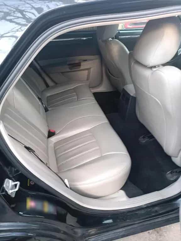 Chrysler 300C ,BJ2007 3,0 Crd Tauschen ode... 04/2007-photo-11