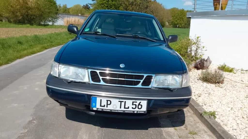 Saab 900 S 06/1996-photo-0