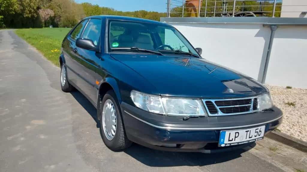 Saab 900 S 06/1996-photo-1