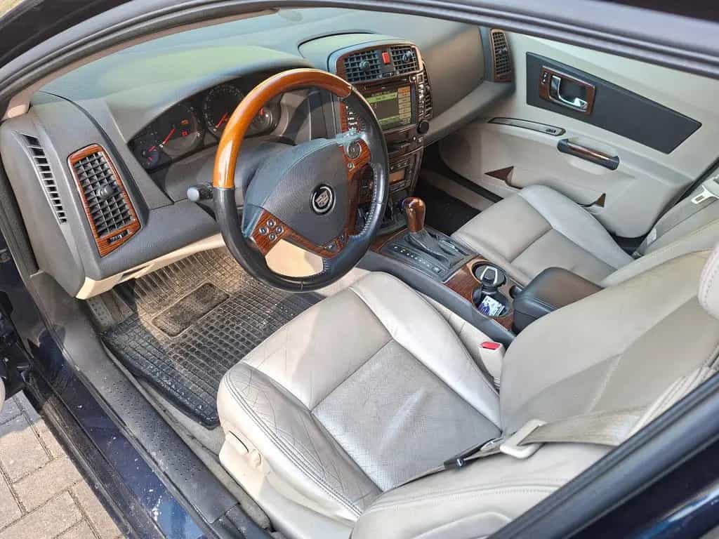 Cadillac CTS 2.8 V6 Elegance Autom. Elegance 05/2004-photo-3