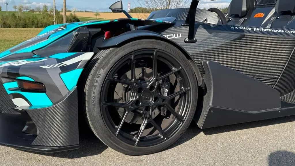 KTM X-BOW R / neuwertig / 400PS / Viel Ausstattung 01/2021-photo-3
