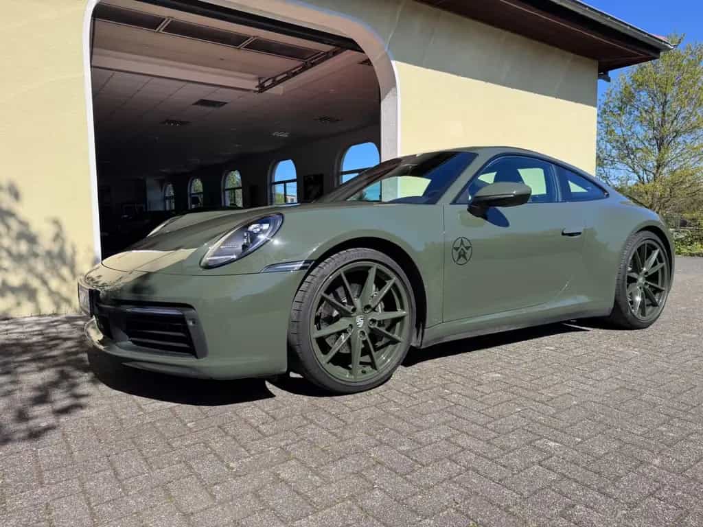 Porsche 992 Carrera Coupé Porsche exklusiv Manufaktur 01/2023-photo-0