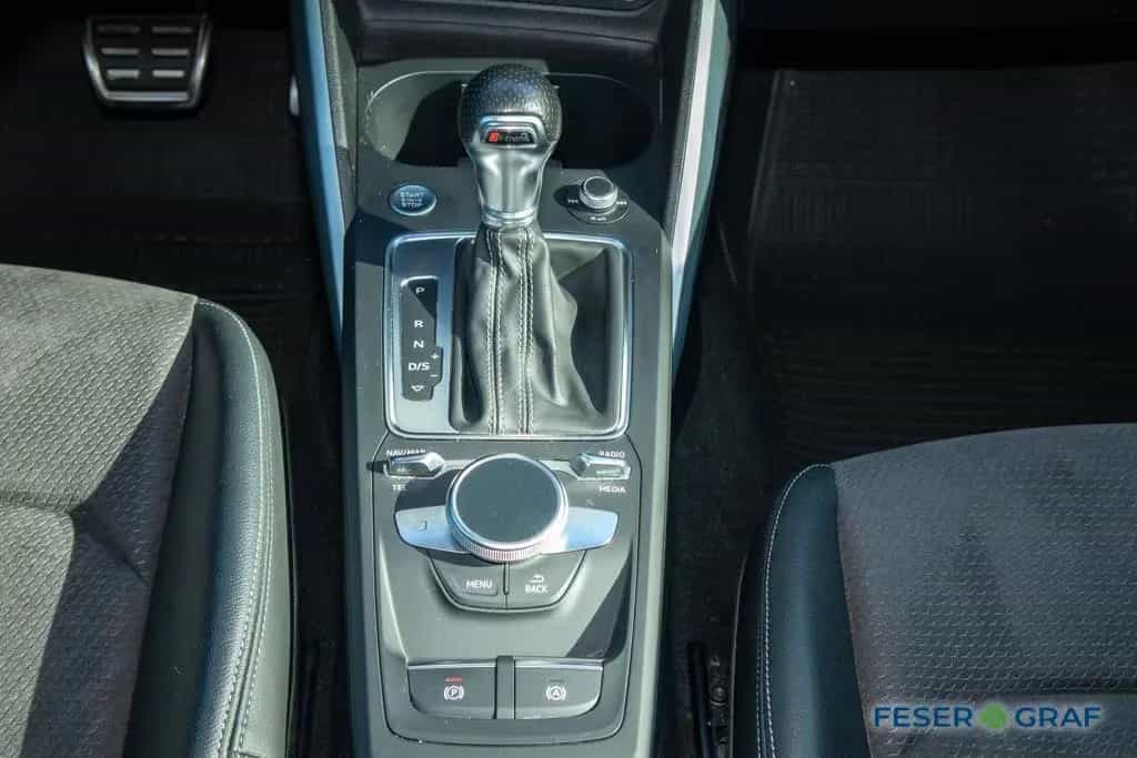 Audi Q2 S-line 35 TFSI S tronic AHK/Kamera/SHZ/Navi 11/2018-photo-8