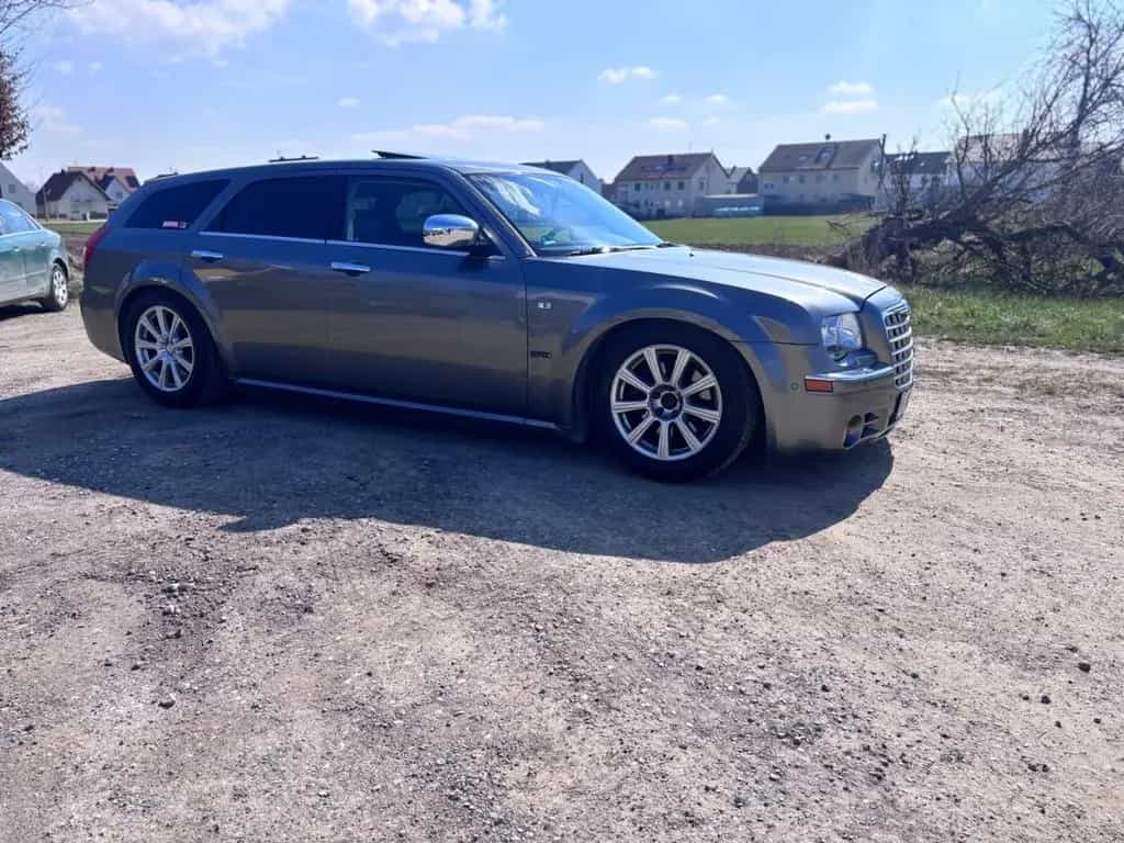 Chrysler 300C Touring 3.0 CRD Autom. - 02/2010-photo-2