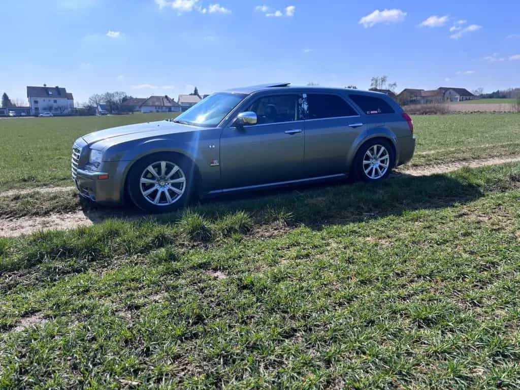 Chrysler 300C Touring 3.0 CRD Autom. - 02/2010-photo-5