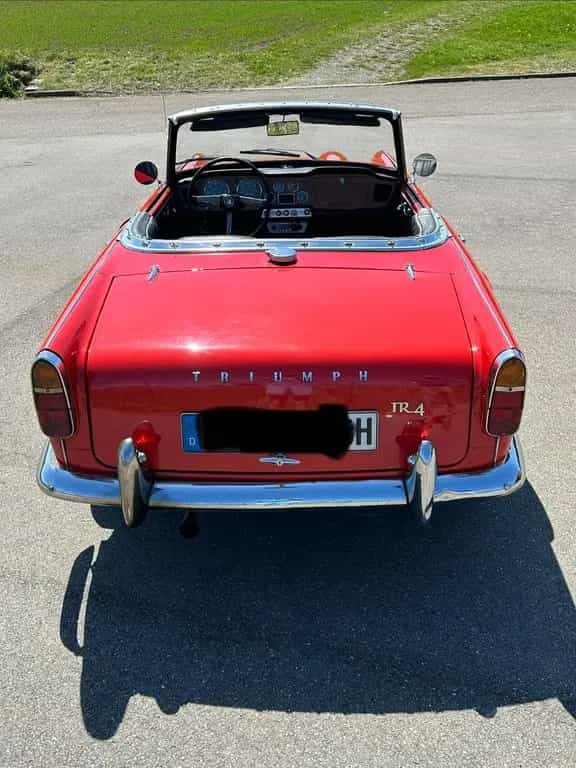 Triumph TR4 Cabrio Roadster mit Verdeck + Innenraumabd. 07/1965-photo-1