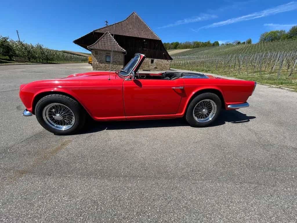 Triumph TR4 Cabrio Roadster mit Verdeck + Innenraumabd. 07/1965-photo-4