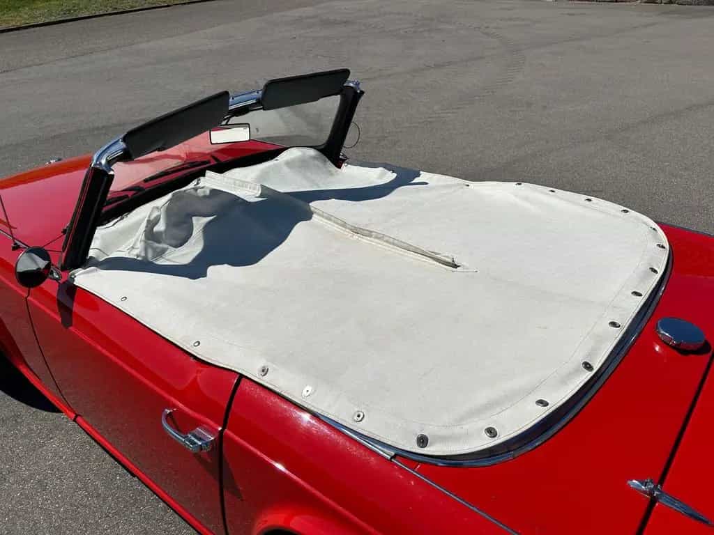 Triumph TR4 Cabrio Roadster mit Verdeck + Innenraumabd. 07/1965-photo-9