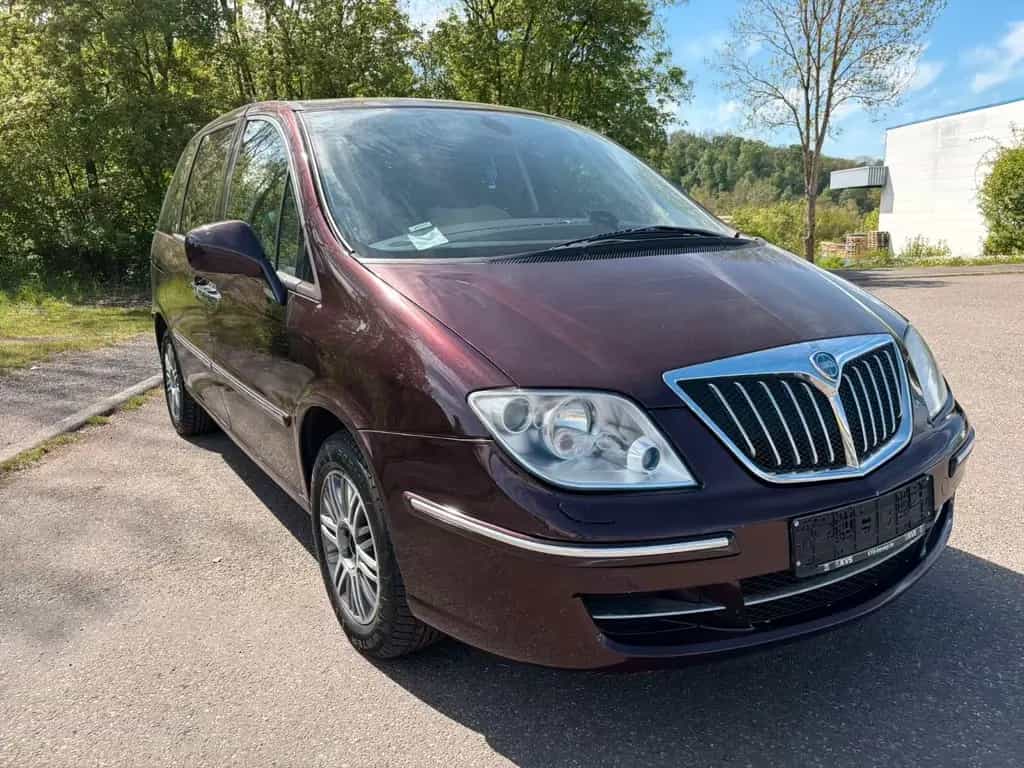 Lancia Phedra .2-2 Diesel Automatik 85tkm 7 sitz 02/2010-photo-3