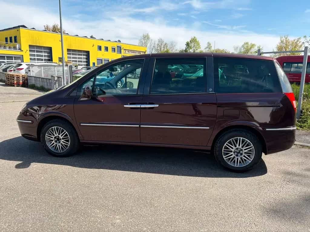 Lancia Phedra .2-2 Diesel Automatik 85tkm 7 sitz 02/2010-photo-4