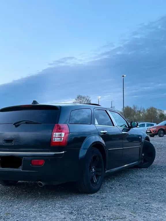 Chrysler 300C TÜV 12/27 09/2007-photo-5