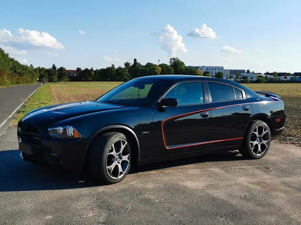 Dodge Charger 07/2014-photo-1