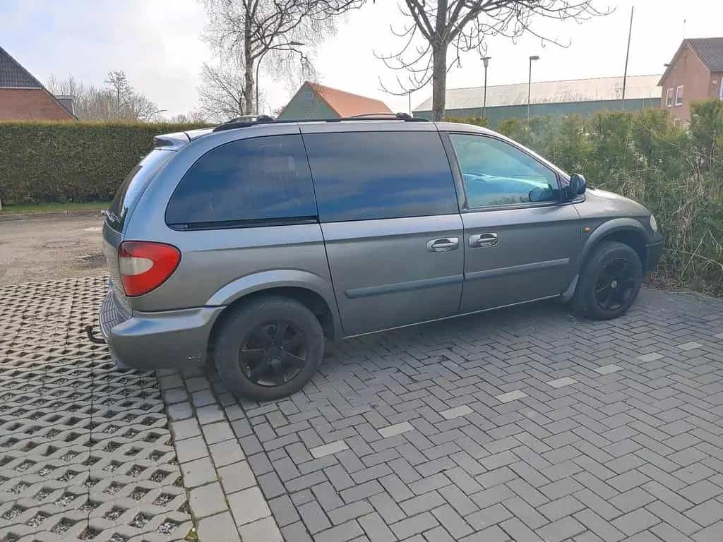 Chrysler Voyager Tüv april 2026 04/2006-photo-10