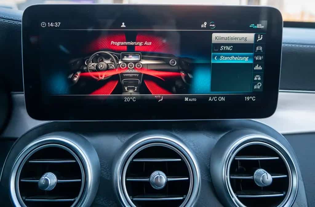Mercedes-Benz C-Class d Night 4Matic AMG LINE|LED|KAM|STANDH. 12/2020-photo-16