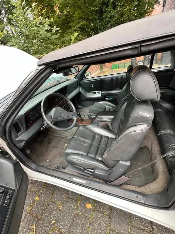 Chrysler Le Baron 05/1988-photo-3