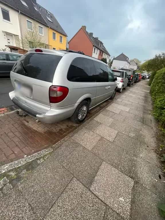 Chrysler Voyager 2.8 Diesel 06/2004-photo-2