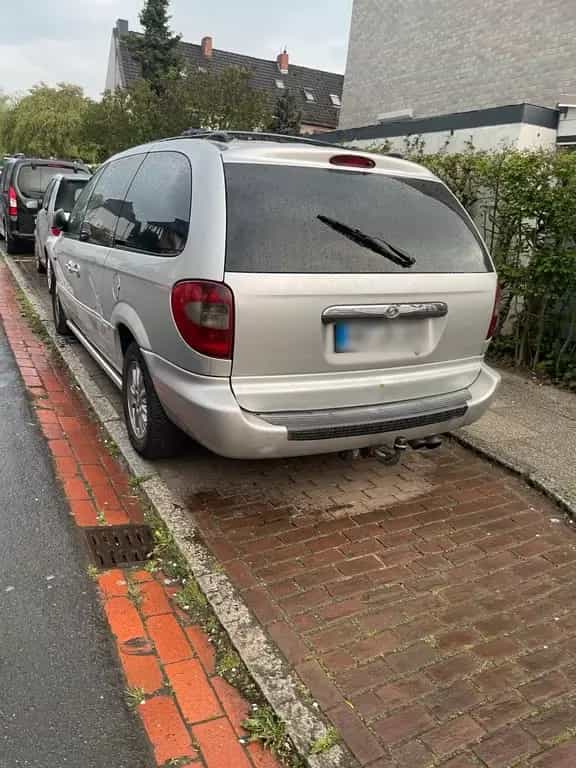 Chrysler Voyager 2.8 Diesel 06/2004-photo-3