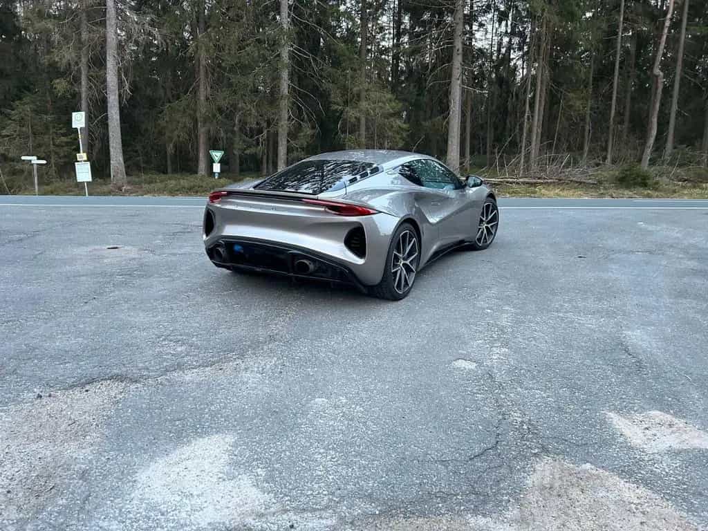 Lotus Emira V6 First Edition First Edition 11/2022-photo-1
