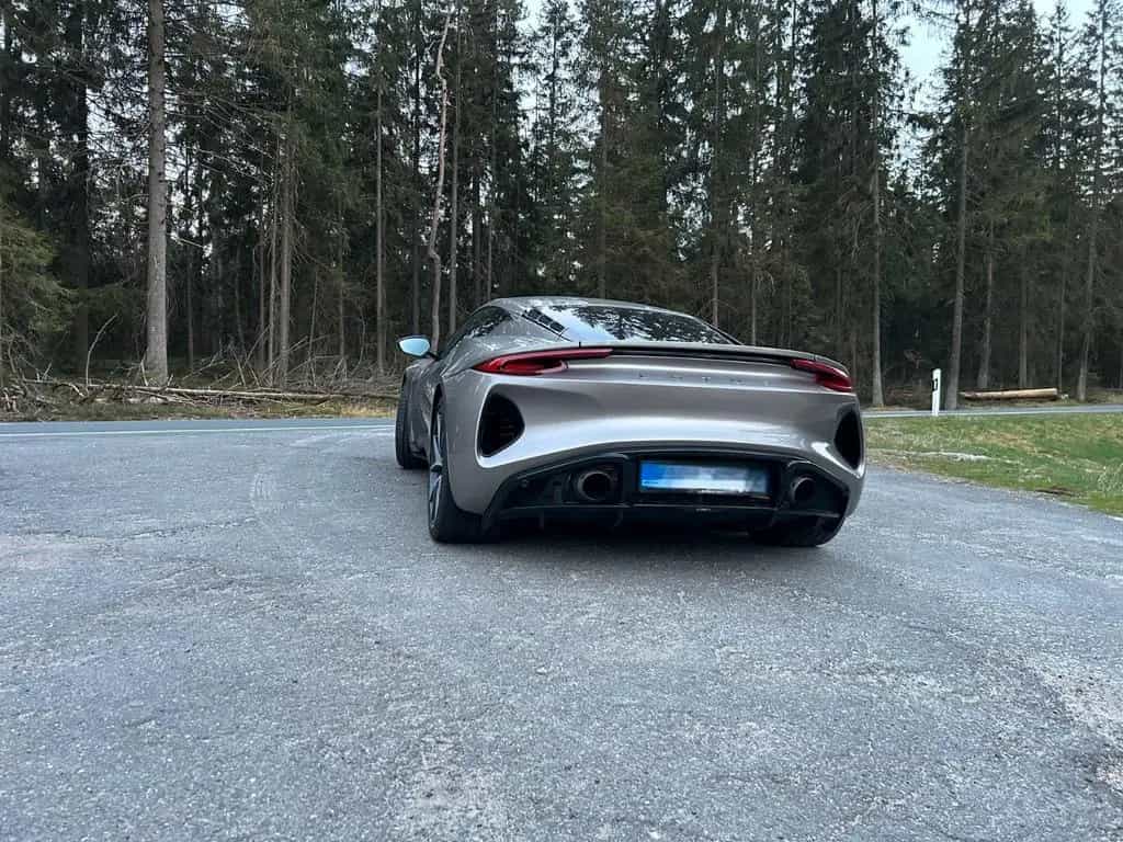 Lotus Emira V6 First Edition First Edition 11/2022-photo-2