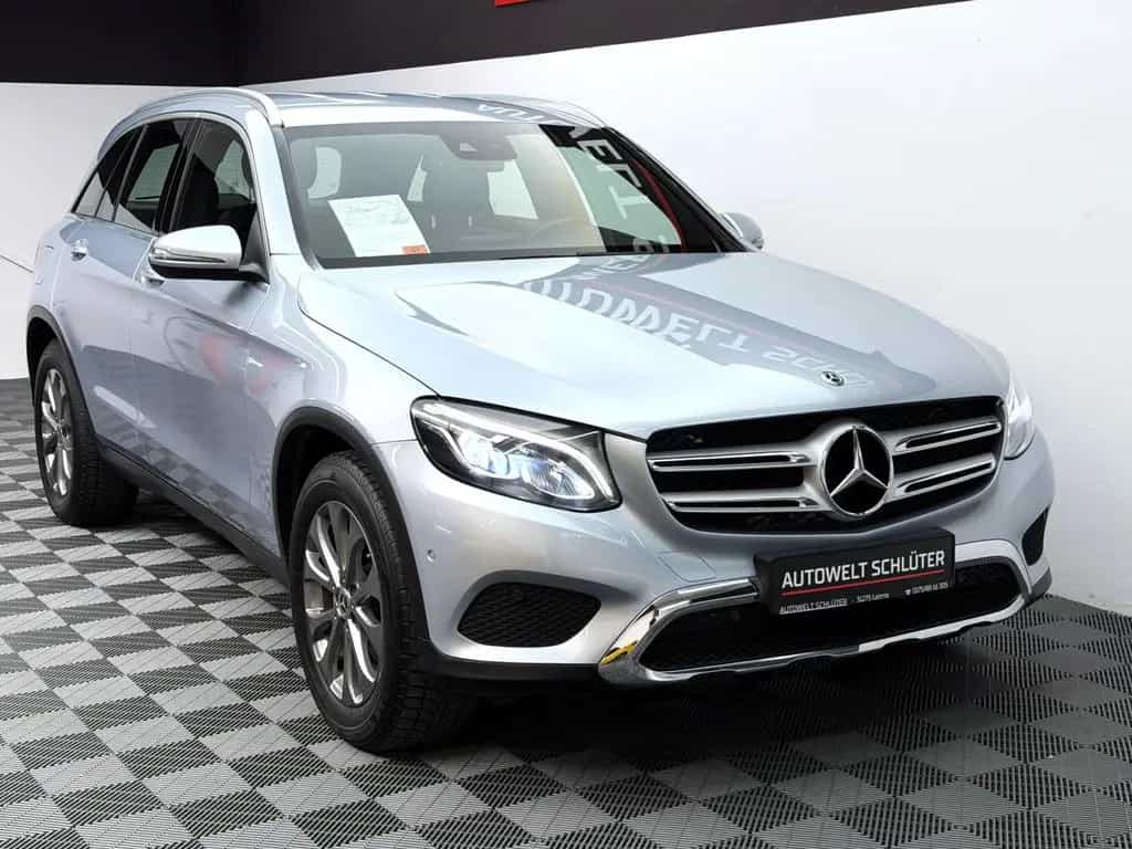 Mercedes-Benz GLC 250 4Matic *LED*SHZ*Navi*RFK* 08/2017-photo-14