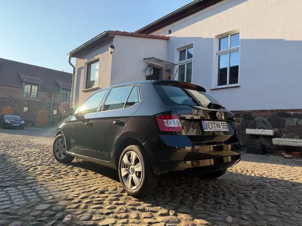 Skoda Fabia 1.0l TSI DSG 81kW Ambition Ambition 08/2018-photo-1