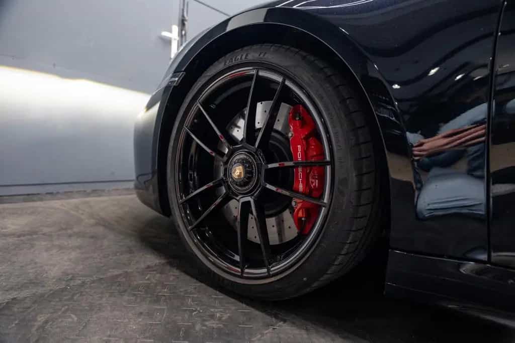 Porsche GTS | Cabrio | Lift | Approved 04/2022-photo-25