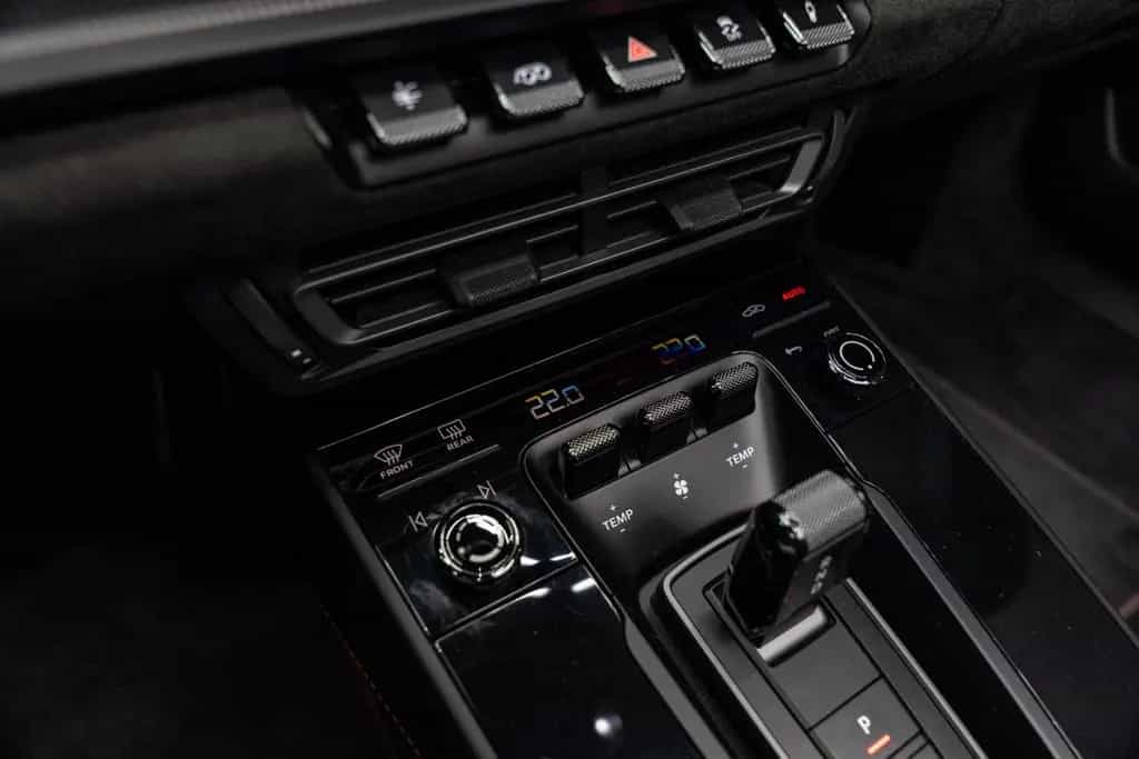 Porsche GTS | Cabrio | Lift | Approved 04/2022-photo-44