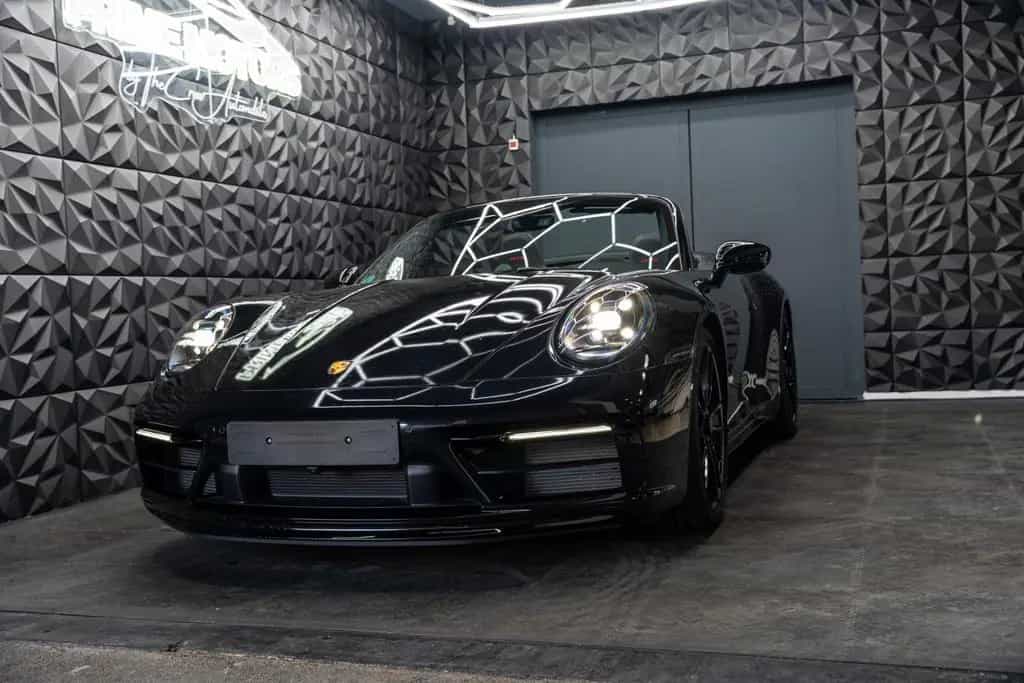 Porsche GTS | Cabrio | Lift | Approved 04/2022-photo-5