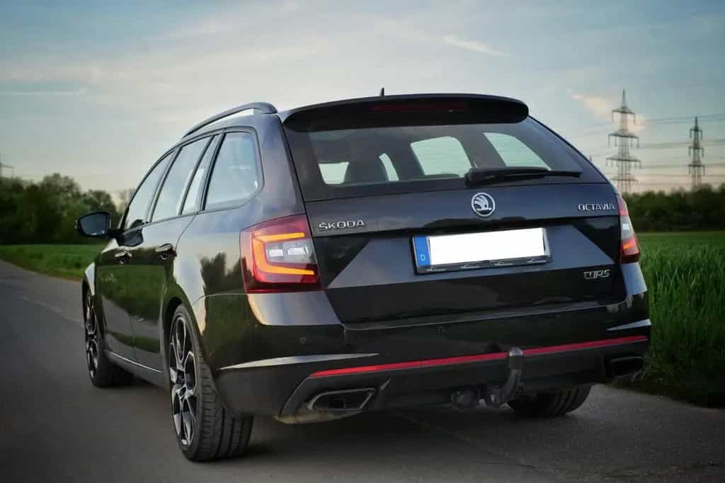Skoda Octavia 2.0 TSI RS 245 Combi Panorama AHK Navi 09/2018-photo-10