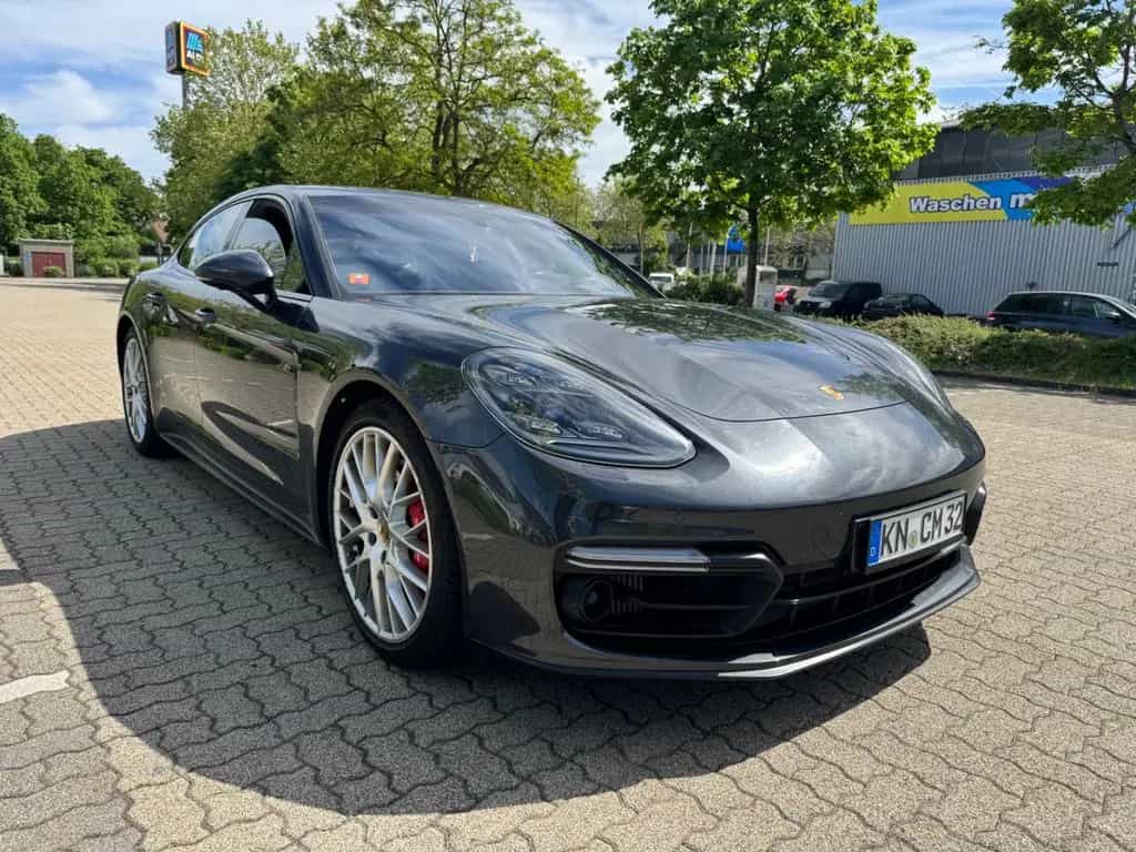 Porsche Panamera GTS *P.Aprvd*Chrono* 8-Fach Bereift* 07/2019-photo-0