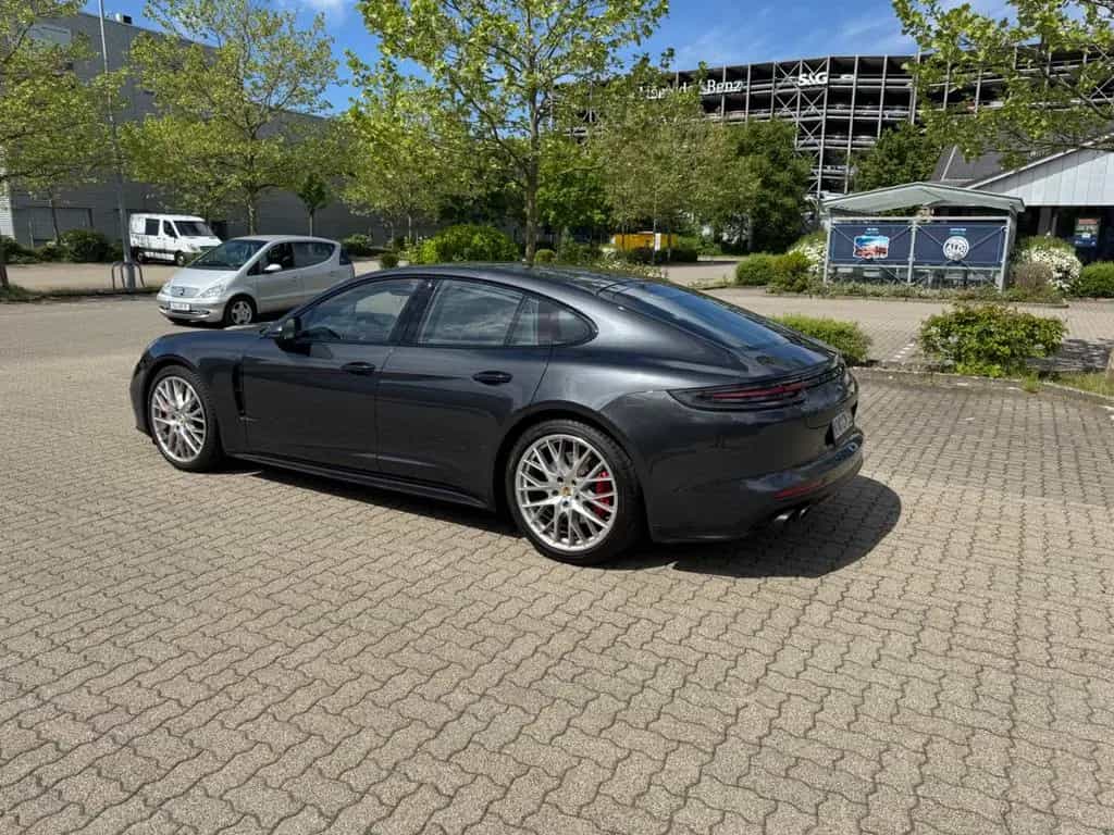 Porsche Panamera GTS *P.Aprvd*Chrono* 8-Fach Bereift* 07/2019-photo-8