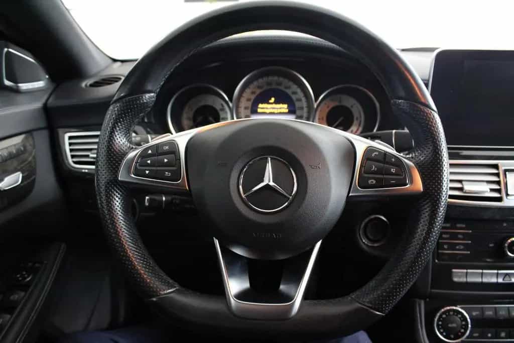 Mercedes-Benz CLS-Class 350 d 4Matic AMG-Line*Multibeam LED 05/2018-photo-19