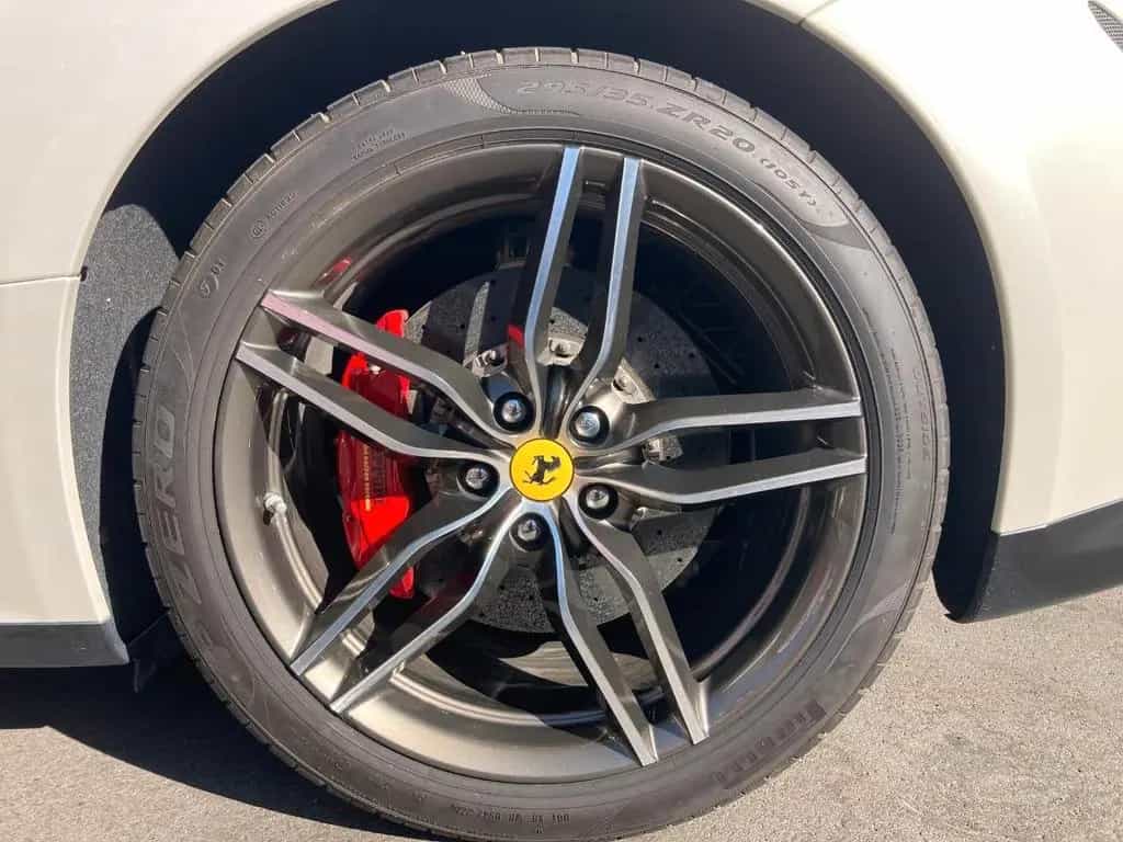 Ferrari FF Base Grade 09/2012-photo-12
