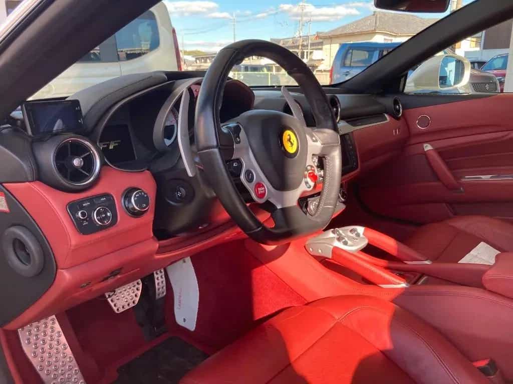 Ferrari FF Base Grade 09/2012-photo-17
