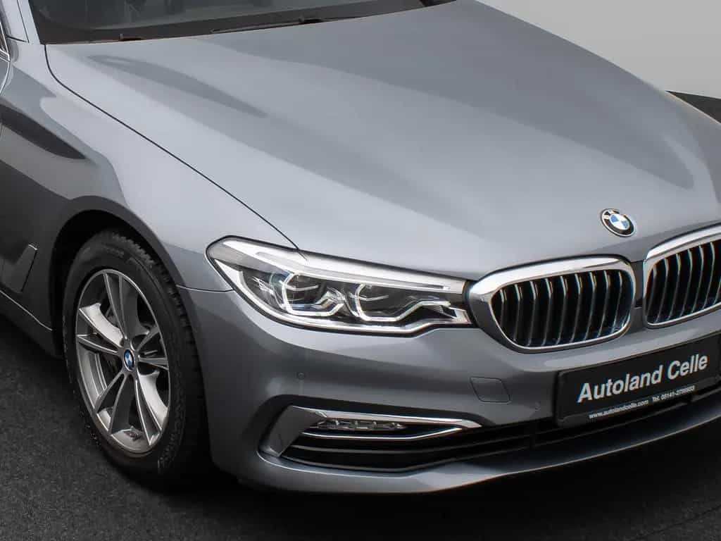 BMW 5 Series 540i xD Luxury Line Kamera HUD HiFi Komfort AHK 04/2018-photo-17