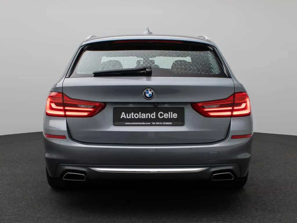 BMW 5 Series 540i xD Luxury Line Kamera HUD HiFi Komfort AHK 04/2018-photo-7
