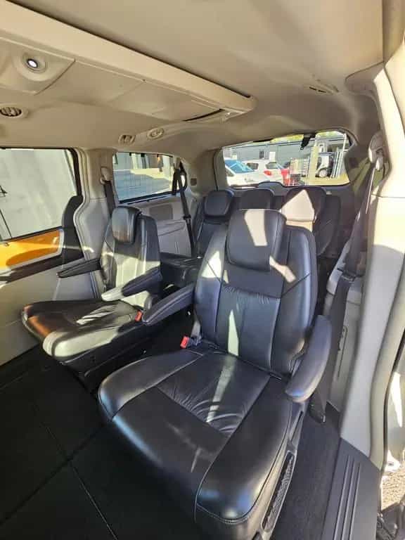 Chrysler Grand Voyager Limited 01/2009-photo-10