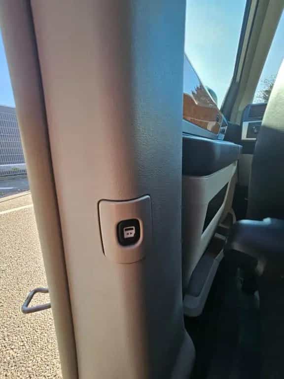 Chrysler Grand Voyager Limited 01/2009-photo-13