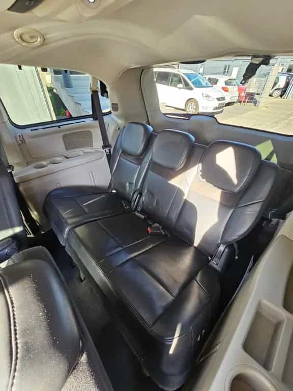 Chrysler Grand Voyager Limited 01/2009-photo-14
