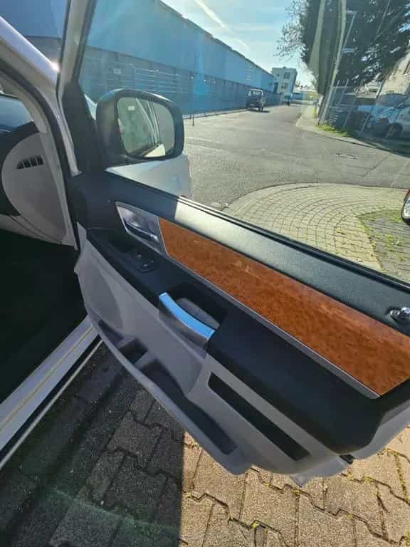 Chrysler Grand Voyager Limited 01/2009-photo-16