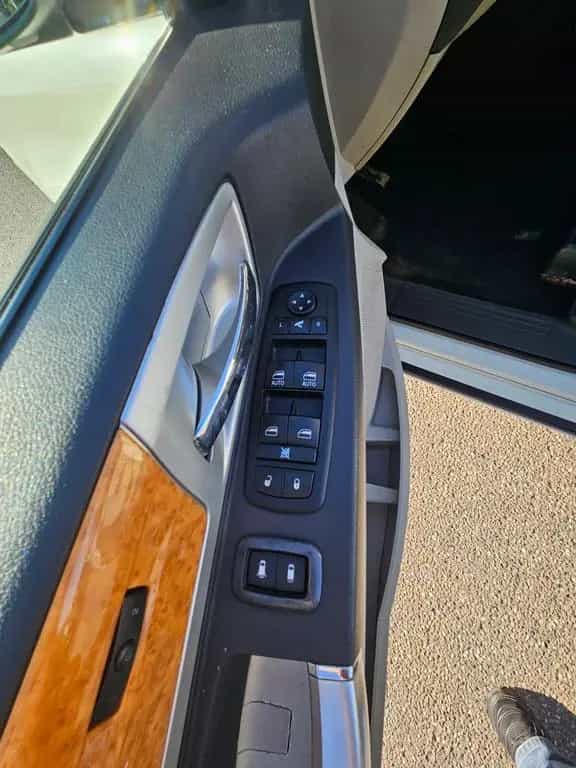 Chrysler Grand Voyager Limited 01/2009-photo-8