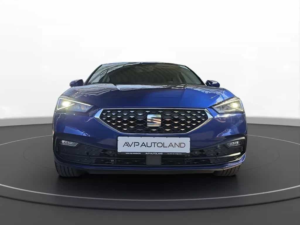 Seat Leon 1.5 eTSI DSG Xcellence 01/2021-photo-2