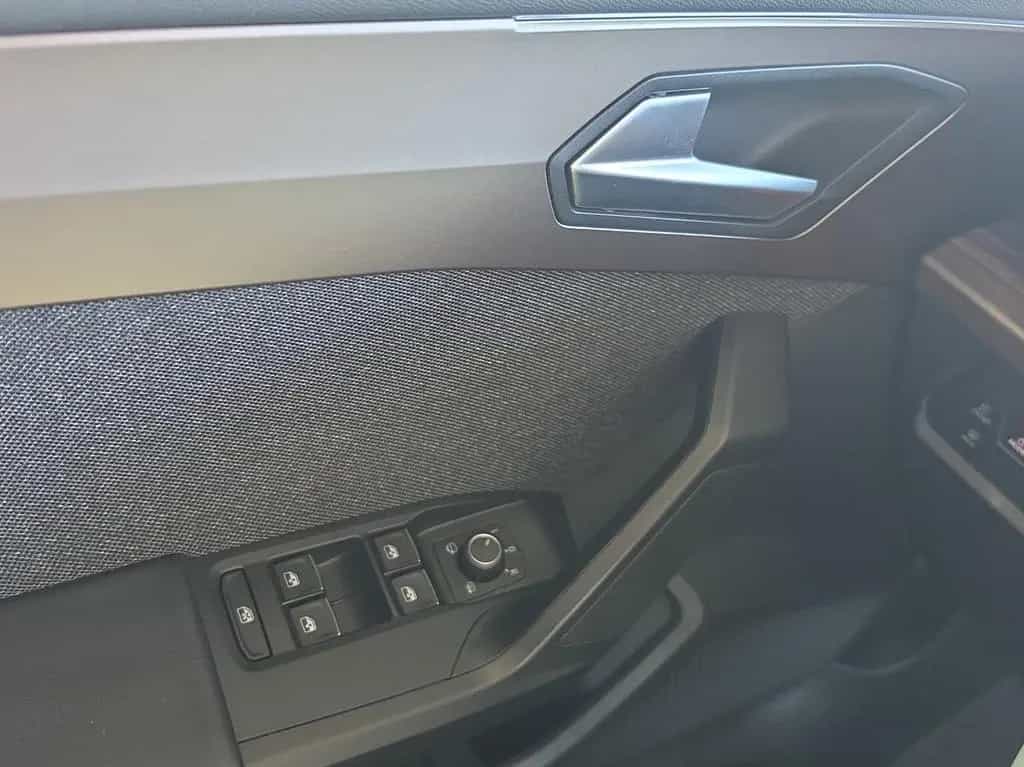 Seat Leon 1.5 eTSI DSG Xcellence 01/2021-photo-9