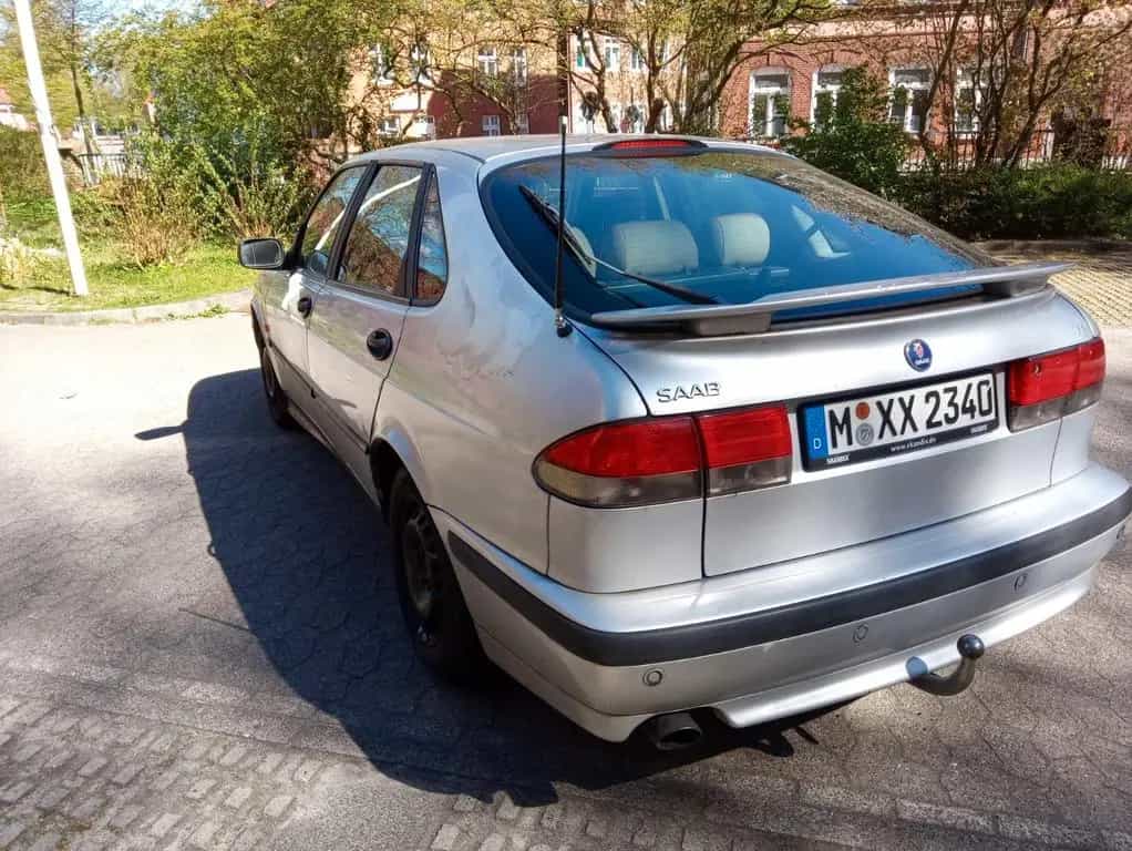 Saab 9-3 2.0 Turbo Ecopower Aero Fünftürer Aero 10/2000-photo-12