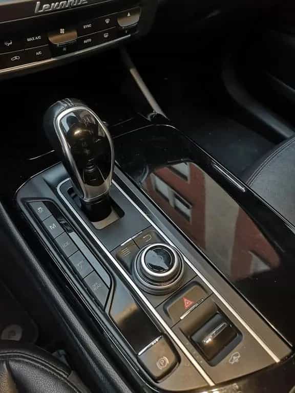 Maserati Levante 3.0 Diesel - Pochi Km 11/2017-photo-14