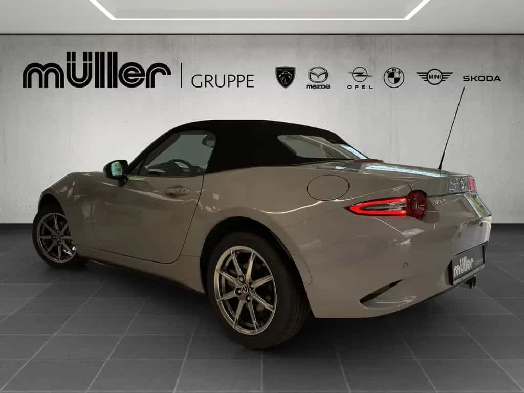 Mazda MX-5 G 132 PS 6MT RWD EXCLUSIVE 06/2025-photo-3