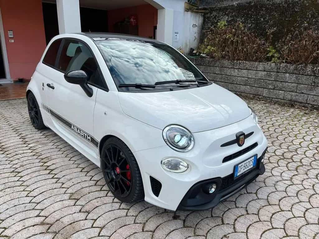 Abarth 595 1.4 Turbo T-Jet 180cv Esseesse + Kit 05/2021-photo-1